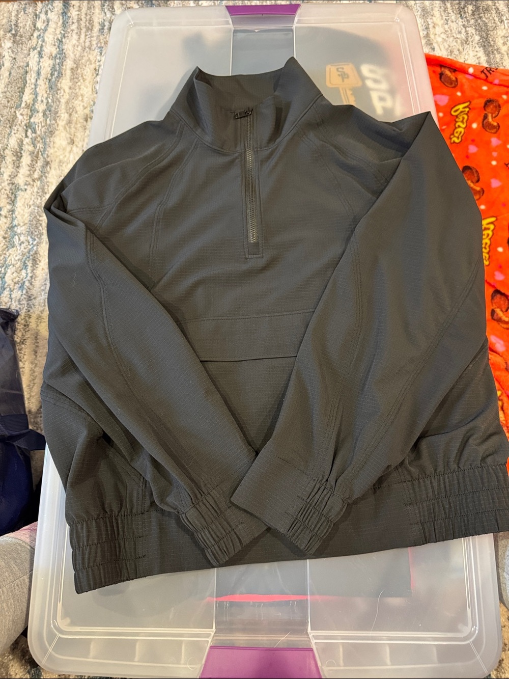 Women’s  Black Quarter-Zip Pullover windbreaker